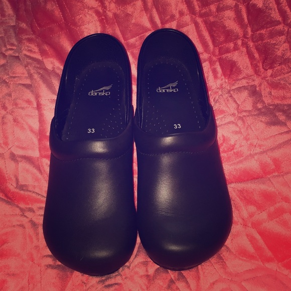 dansko size 33